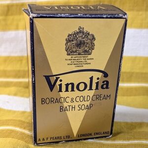 The Original Vinolia Boracic & Cold Cream Soap London, England